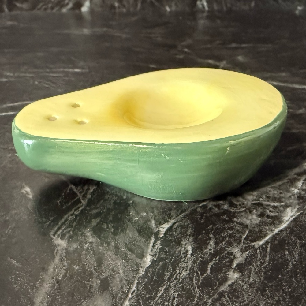 Avocado & Pit Salt and Pepper Shakers - Picture 11 of 11